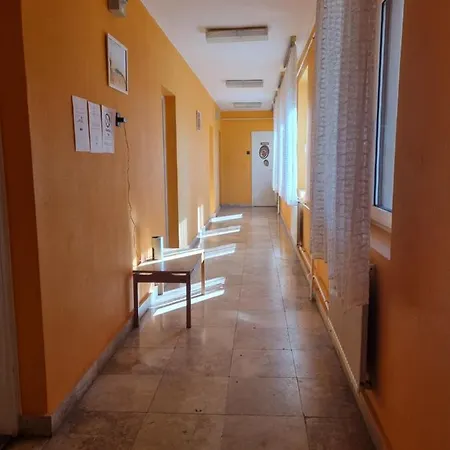 Hajos Apartmans Appartamento