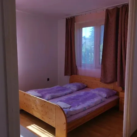 Hajós Apartmans Apartman *