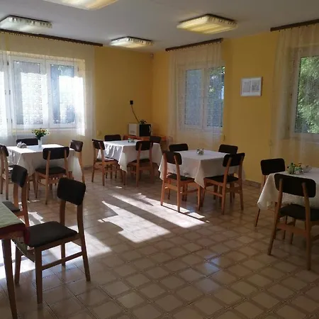 Hajós Apartmans *